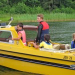 All the kids, including Per's 2 and his cousin Erik's 2, were out on the water